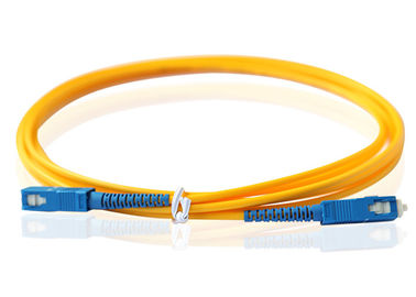 SC UPC الألياف التصحيح الحبل ، كابلات الألياف الطائر SM 3.0mm PVC سترة OEM