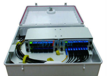 PLC Splitter الحائط صندوق توزيع الألياف البصرية صندوق إنهاء الكابلات تصنيع لون فاتح مقاوم للماء