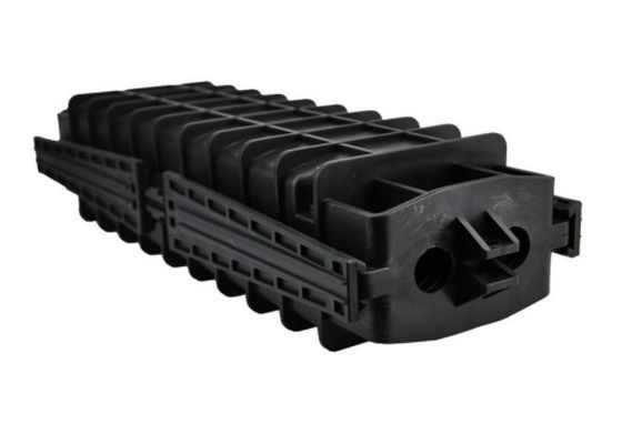 36 كابل الألياف الضوئية الأساسية المشتركة إغلاق نوع أفقي أسود اللون